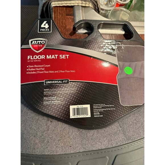 Auto Floor Mat Set – 4 Pieces, Universal Fit, Grey - Brand New - Picture 3 of 8